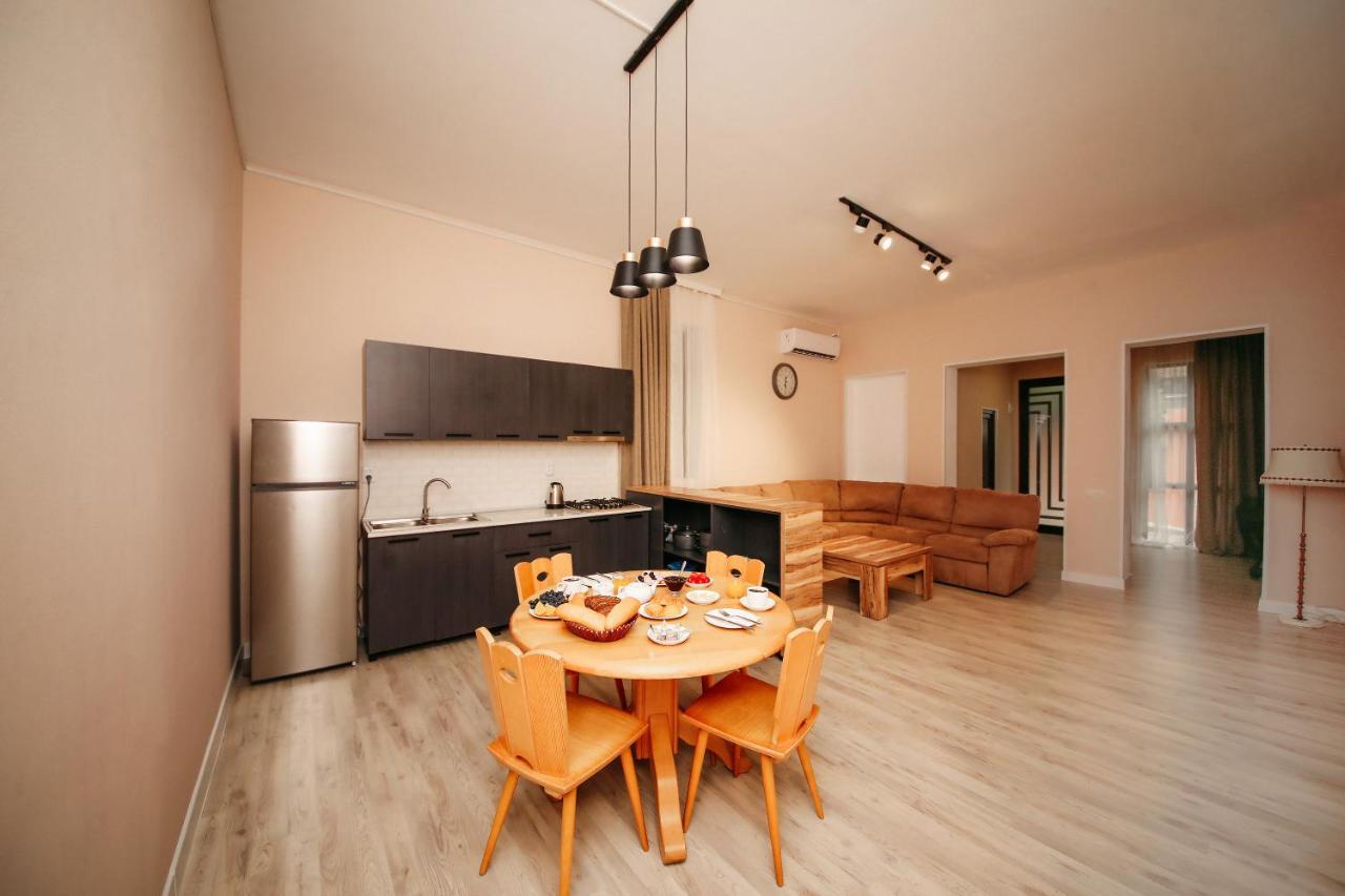 Plagio Terrace Homes Апартаменты Кутаиси