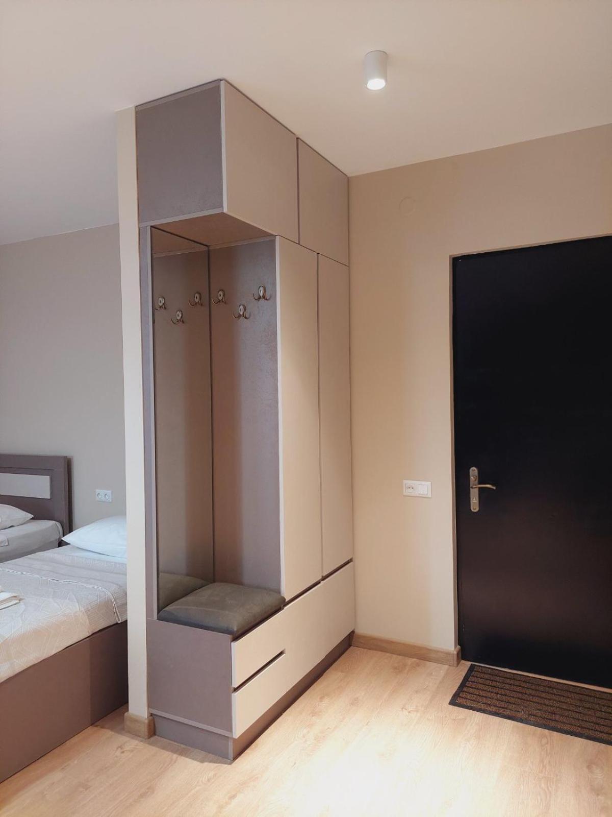Plagio Terrace Homes Apartment